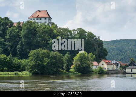 Fiume Regen, Stefling Castello, Nittenau, in Germania, in Baviera, Baviera, Oberpfalz, Palatinato superiore Foto Stock