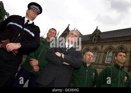 Ray Padre Mallon ha - Middlesbrough Clean Up Foto Stock