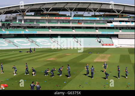 Cricket - LV= County Championship - Division One - Giorno 1 - Surrey v Sussex - Kia ovale Foto Stock