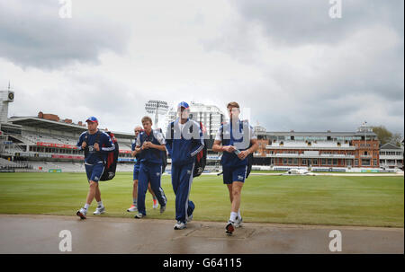 Cricket - Investec serie di prova - Primo test - Inghilterra v Nuova Zelanda - Inghilterra reti sessione - Signori Foto Stock