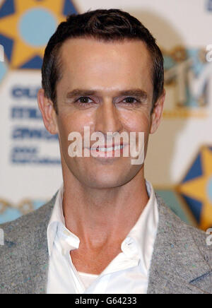 Rupert Everett partecipa al MTV Europe Music Awards 2002, al Palazzo Sant Jordi, Barcellona, Spagna. Foto Stock