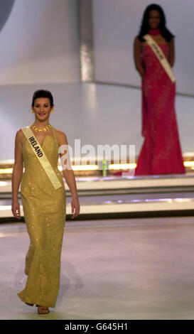 Miss Ireland Linda More Duffy durante il concorso Miss World all'Alexander Palace di Londra. Foto Stock