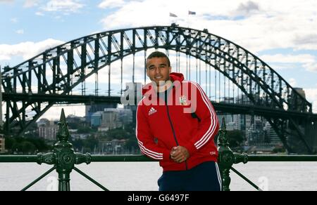 Rugby Union - Tour dei Lions britannici e irlandesi nel 2013 - Photocall dei Lions britannici e irlandesi - Sydney Harbour. British &amp; Irish Lions Simon Zebo pone per una foto a Sydney Harbour, in Australia. Foto Stock