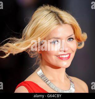 Holly Willoughby arriva per i 2013 Arqiva British Academy Television Awards al Royal Festival Hall di Londra. Foto Stock