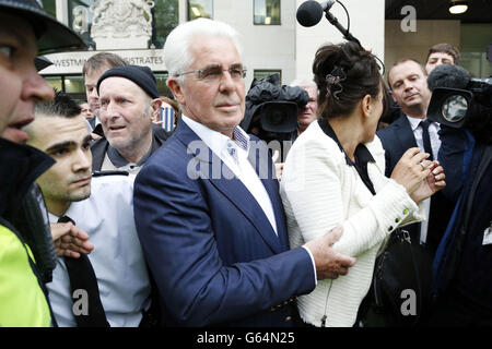 Max Clifford causa in tribunale Foto Stock