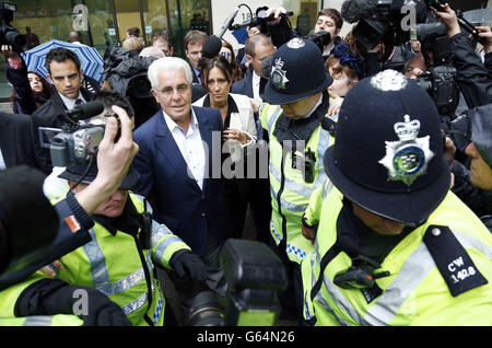 Max Clifford causa in tribunale Foto Stock