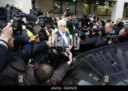 Max Clifford causa in tribunale Foto Stock