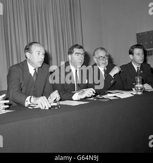 Politica - Il Ministro della difesa - Denis Healey Foto Stock