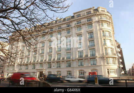 Il nuovo hotel Marriott Park Lane, che apre questa settimana nel centro di Londra. Limitazioni di spazio significano che l'edificio classificato di grado II con 157 camere da letto e' l'ultimo hotel che puo' essere sviluppato sul prestigioso indirizzo di Park Lane. Foto Stock