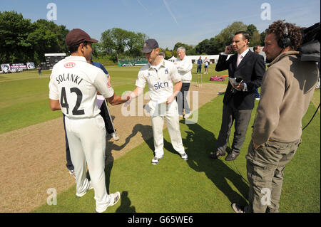 Cricket - LV= County Championship - Division One - Giorno 1 - Surrey v Warwickshire - Il campo sportivo Foto Stock