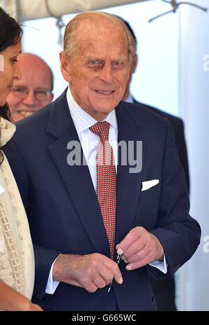 Royal visita al SS Robin Foto Stock