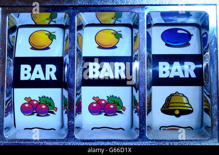 Chiudere fino a tre sette Jackpot slot machine Foto Stock