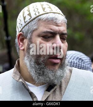 ABU HAMZA predicazione Foto Stock