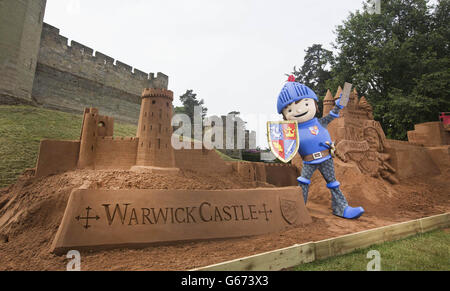 i punti più lontano dalla spiaggia. I visitatori del castello potranno partecipare alle attività di Mike the Knight durante i fine settimana dal 29 al 30 giugno e dal 6 al 7 luglio. Il credito fotografico dovrebbe essere: Fabio De Paola/PA Wire Foto Stock