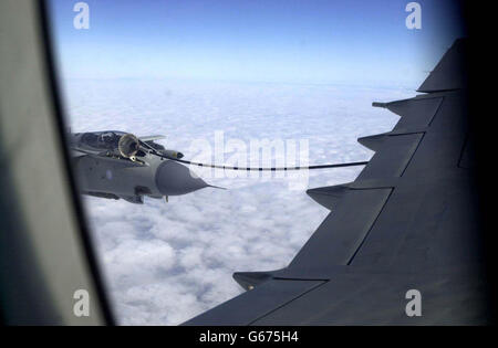 RAF TORNADO IL RIFORNIMENTO DI CARBURANTE Foto Stock