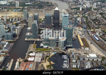London Aerial views - Stock. Una vista aerea di Canary Wharf a Londra Foto Stock