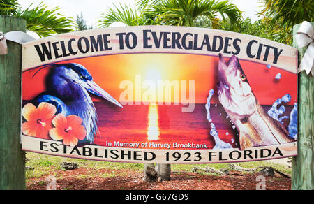 Florida Everglades City, segno di benvenuto Foto Stock