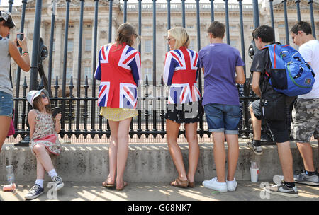 I preparativi per la nascita del principe George di Cambridge Foto Stock