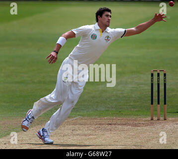 Cricket - International Tour Match - Somerset v Australia XI - Day Three - The County Ground. Australia bowler Mitchell Starc durante il 3° giorno contro Somerset, durante la partita International Tour al County Ground, Taunton. Foto Stock