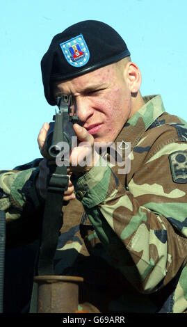 US Army National Guard per treno per la guerra Foto Stock