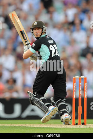 Cricket - Friends Life T20 - Surrey v Essex - The Kia Oval. Zapar Ansari, Surrey Foto Stock