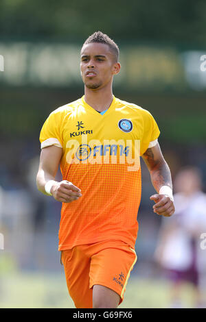 Calcio - Pre-Season friendly - Wycombe Wanderers v Aston Villa - Adams Park. Paris Cowan-Hall, Wycombe Wanderers Foto Stock
