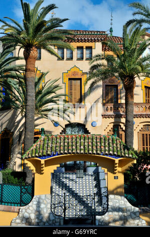 Bonet Hosue in Salou (Tarragona Catalogna), Spagna. Costruito dall'architetto modernista Domènec Sugrañes ho Gras nel 1918. Foto Stock