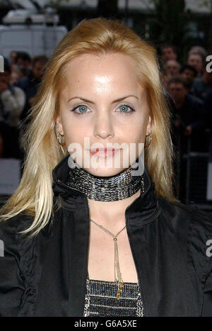 Mena Suvari - prima di Hope Springs. L'attrice Mena Suvari arriva a Odeon West End, Londra, per la prima cinematografica britannica di Hope Springs. Foto Stock