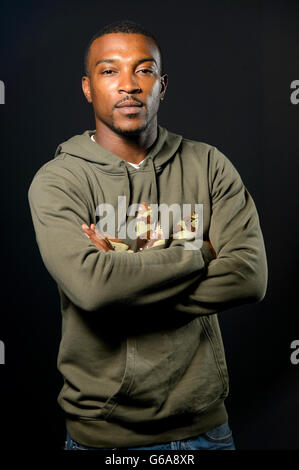 Il membro del cast Ashley Walters partecipa a una proiezione del primo episodio della nuova serie di 'Top Boy', presso la BFI Southbank, nel centro di Londra. Foto Stock