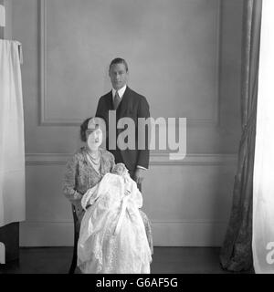 Royalty - il Duca e la duchessa di York e la Principessa Elisabetta - Buckingham Palace Foto Stock