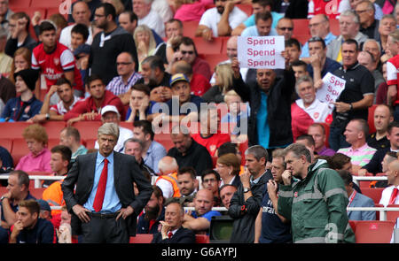 Calcio - Barclays Premier League - Arsenal v Aston Villa - Emirates Stadium Foto Stock