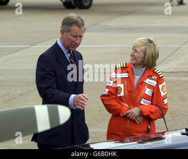 Polly Vacher con il principe Charles Foto Stock