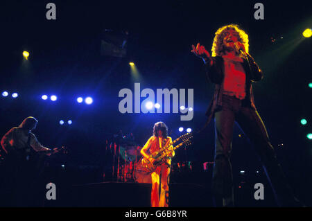 Giugno 23, 2016 - Led Zeppelin vince "scala di cielo' Copyright querela dopo una giuria federale ha deciso la banda plagié la loro firma via. Nella foto: 1978 - LED ZEPPLIN membri John Paul Jones, Jimmy Page e Robert Plant. © Ken Kaminsky/Globe foto/ZUMAPRESS.com/Alamy Live News Foto Stock