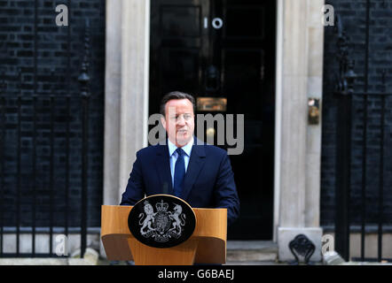 Londra, Regno Unito. Il 24 giugno 2016. Primo Ministro britannico David Cameron offre un discorso al 10 di Downing Street a Londra, giugno 24, 2016. La Gran Bretagna il Primo Ministro David Cameron venerdì mattina ha annunciato la sua intenzione di rassegnare le dimissioni dopo che il suo paese ha votato per lasciare l'Unione europea. Credito: Han Yan/Xinhua/Alamy Live News Foto Stock