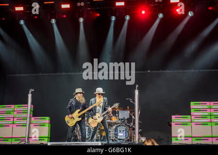 Glastonbury, Somerset, Regno Unito. Il 24 giugno 2016. Il 2016 Festival di Glastonbury, azienda agricola degna, Glastonbury. Credito: Guy Bell/Alamy Live News Foto Stock