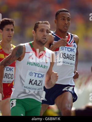 Andrew Osagie della Gran Bretagna compete nelle manche degli 800 metri degli uomini il giorno uno dei Campionati mondiali di atletica IAAF del 2013 allo stadio Luzhniki di Mosca, Russia. Foto Stock