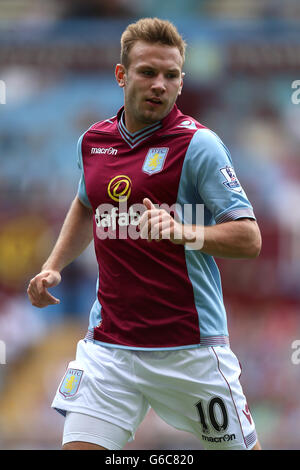 Calcio - Pre-Season friendly - Aston Villa v Malaga - Villa Park. Andreas Weimann, Villa Aston Foto Stock