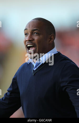 Calcio - Campionato Sky Bet - Blackpool / Reading - Bloomfield Road. Paul Ince, il manager di Blackpool, durante il gioco contro la lettura Foto Stock