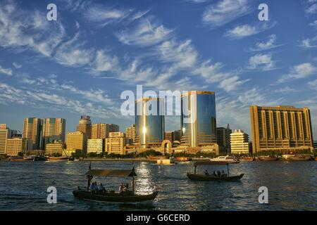 Viste generali da Dubai compresi immobili residenziali e le località balneari Foto Stock