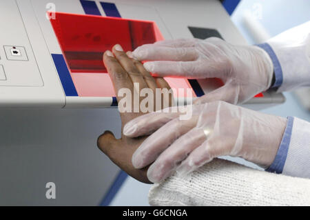 In materia di asilo le schede di registrazione Foto Stock