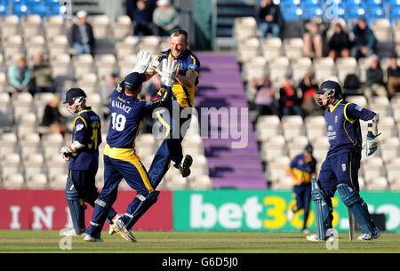 Cricket - Clydesdale Bank Pro40 Semi finale - Hampshire v Glamorgan - Ageas ciotola Foto Stock