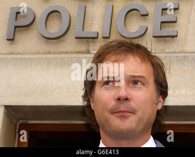 John Leslie caricato Foto Stock