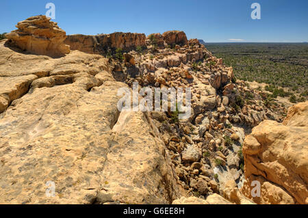 Una delle viste dalle scogliere di arenaria area di El Malpais Monumento Nazionale vicino a sovvenzioni, Nuovo Messico. Foto Stock