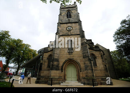 Chiesa di St Barnaba a Erdington, Birmingham, che quest'anno è stata rimossa dal registro Heritage at Risk. Foto Stock