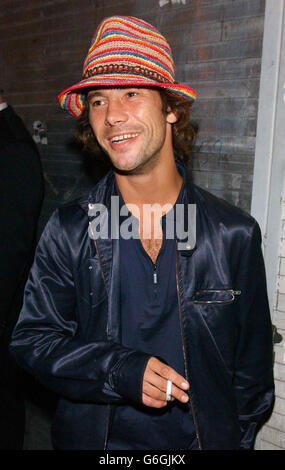 Il frontman Jamiroquai Jay Kay arriva al concerto Rolling Stones all'Astoria, a Londra. Foto Stock