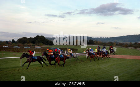 Horse Racing - Ludlow Racecourse Foto Stock