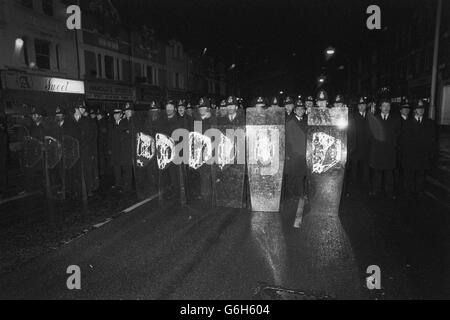 News - Southall sommosse - Londra Foto Stock