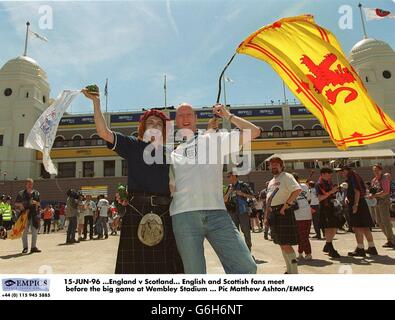 Calcio - Euro 96 - Inghilterra e Scozia Foto Stock