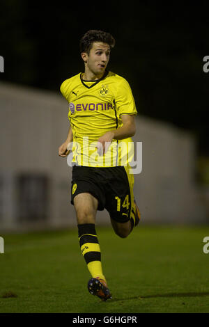 Soccer - UEFA Youth League - Gruppo F - Arsenal v Borussia Dortmund - Parco Prato Foto Stock