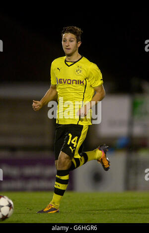 Calcio - UEFA Youth League - Gruppo F - Arsenal / Borussia Dortmund - Meadow Park. Linus Schewior, Borussia Dortmund Foto Stock